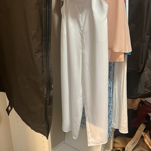 Bebe size 0 white jumpsuit NWT - Picture 2 of 6